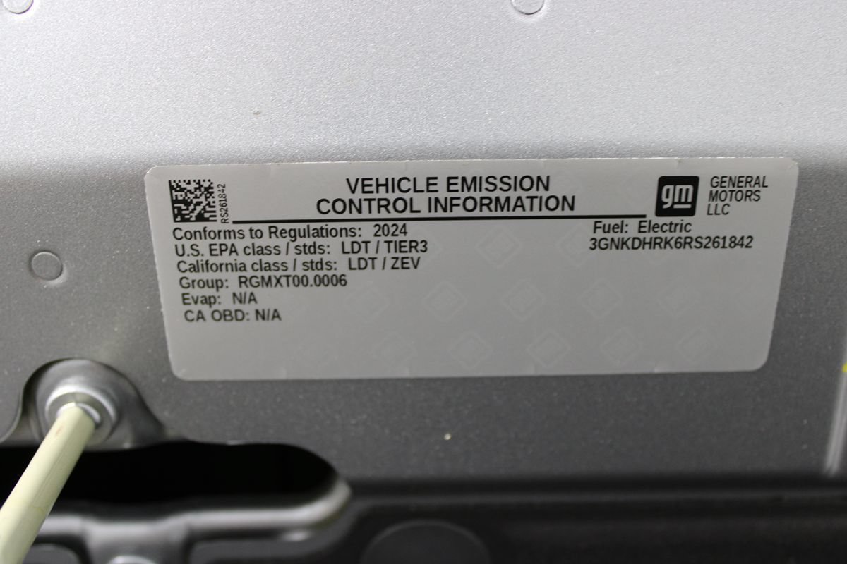 Used 2024 Chevrolet Blazer EV RS RWD image 40