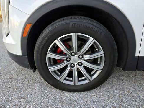 Used 2021 Cadillac XT4 Sport w/ Driver Awareness Package FWD image 12