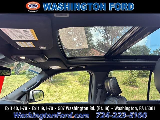 Certified 2018 Ford Expedition Limited w/ Equipment Group 302A AWD/4WD image 15
