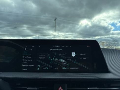 Used 2022 Kia EV6 GT-Line w/ GT-Line Suede Seat Package image 24