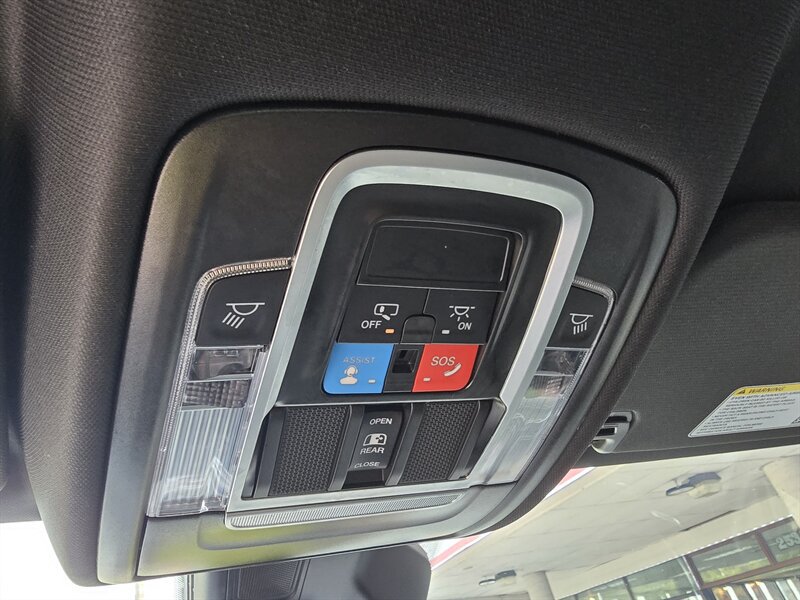 Used 2026 RAM 1500 Laramie AWD/4WD image 35