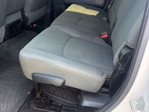 Used 2015 RAM 2500 SLT AWD/4WD image 3