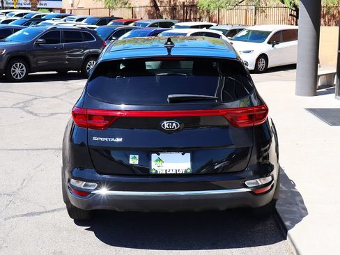 Used 2022 Kia Sportage LX FWD image 10
