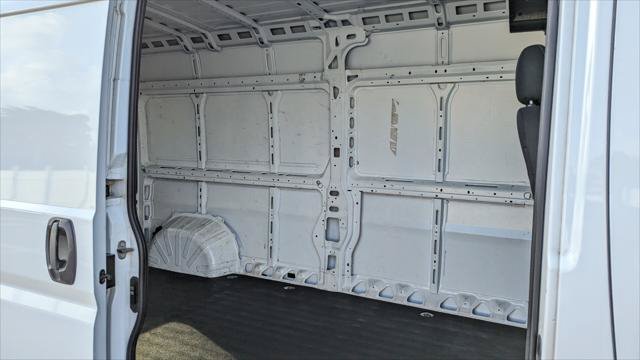 Used 2023 RAM ProMaster 2500 FWD image 17