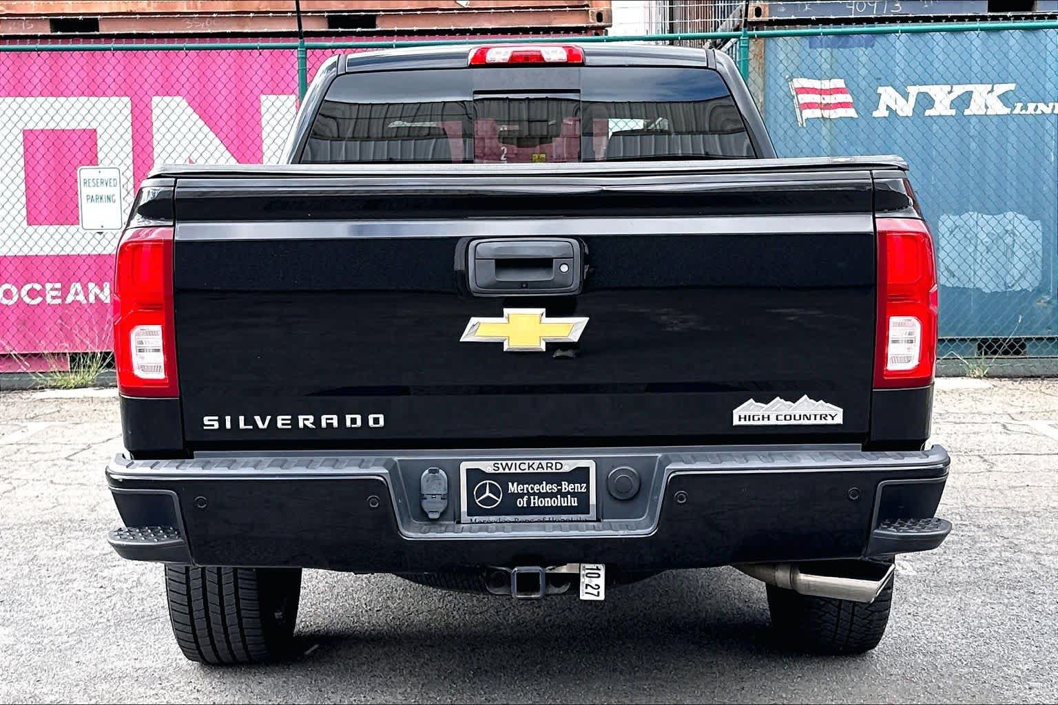 Used 2018 Chevrolet Silverado 1500 High Country AWD/4WD image 3