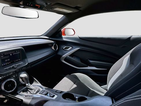 Used 2023 Chevrolet Camaro LT RWD image 17
