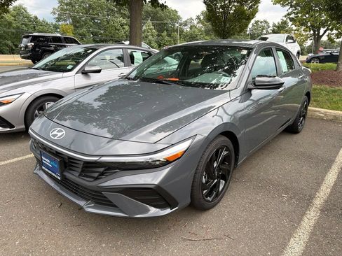 Certified 2026 Hyundai Elantra Sport FWD image 1