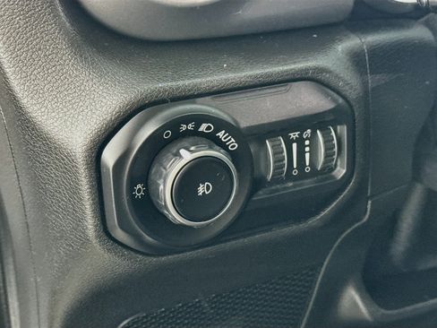 Used 2021 Jeep Wrangler Unlimited Sport AWD/4WD image 12