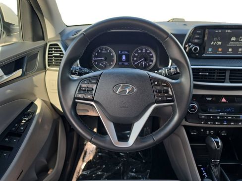 Used 2020 Hyundai Tucson Sport FWD image 15
