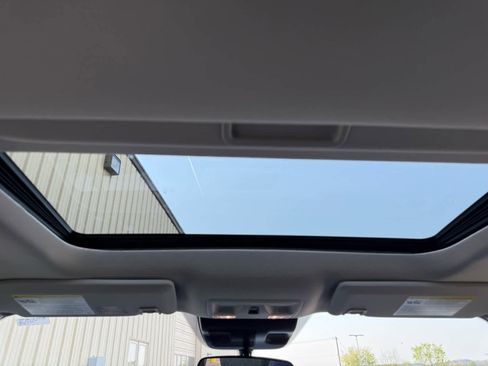 New 2025 Ford Maverick XLT FWD image 17