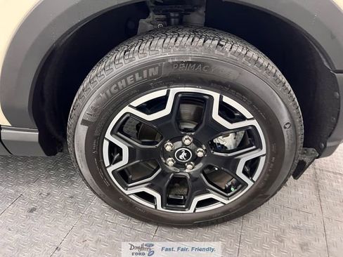 Used 2025 Ford Bronco Sport Outer Banks w/ Outer Banks Tech Package+ image 15