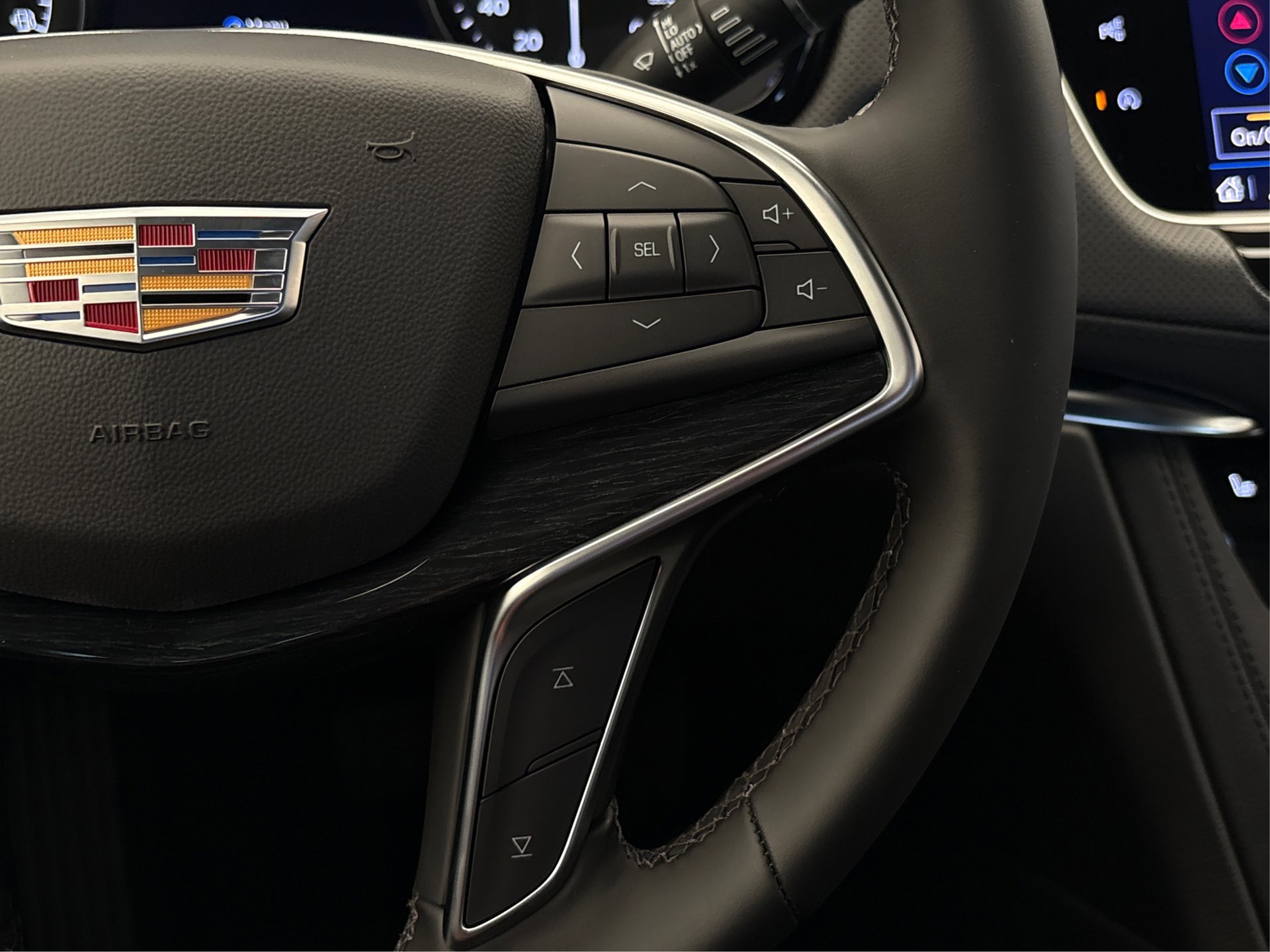 New 2026 Cadillac XT5 Premium Luxury FWD image 28