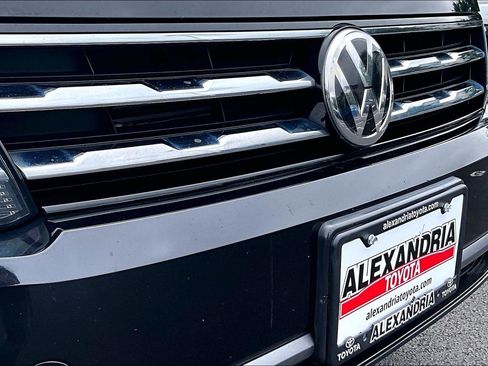 Used 2019 Volkswagen Tiguan SE AWD/4WD image 27