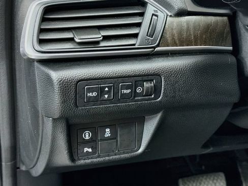 Used 2022 Honda Accord Touring image 10