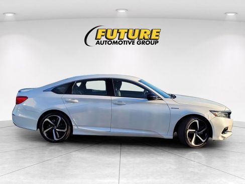 Used 2022 Honda Accord Sport image 3
