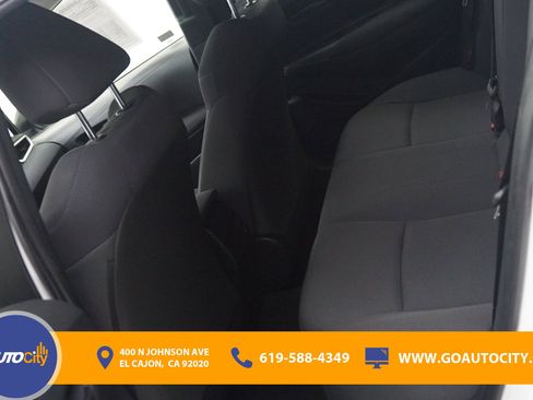 Used 2022 Toyota Corolla LE image 14