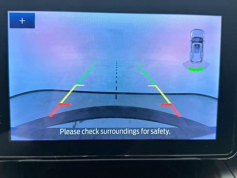 Used 2022 Ford Explorer XLT w/ Equipment Group 202A image 11