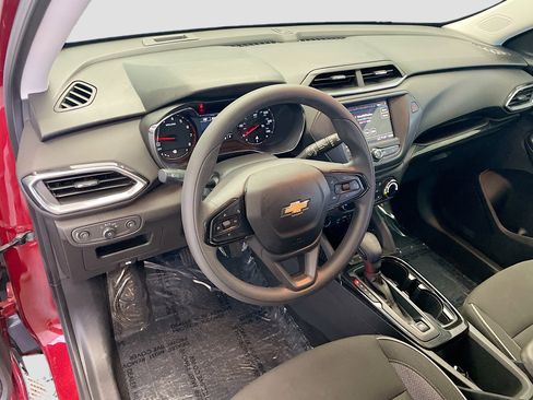 Used 2023 Chevrolet TrailBlazer LT image 7