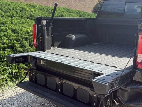Used 2019 GMC Sierra 1500 Denali AWD/4WD image 20