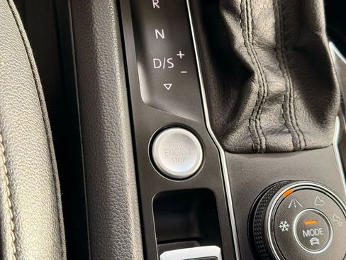 Used 2019 Volkswagen Atlas SEL image 34