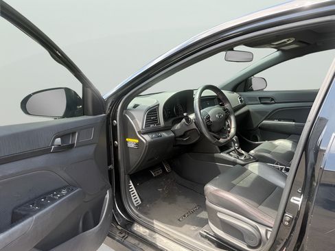 Used 2018 Hyundai Elantra Sport FWD image 9