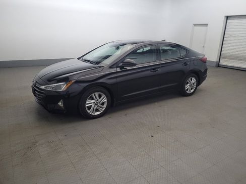 Used 2020 Hyundai Elantra Value Edition w/ Cargo Package (C1) FWD image 2