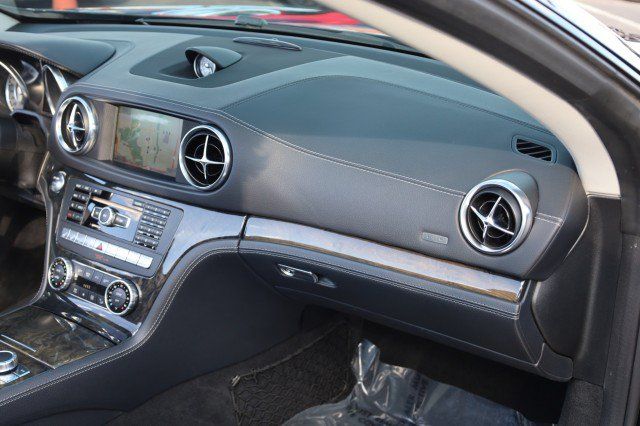 Used 2014 Mercedes-Benz SL 550 image 41