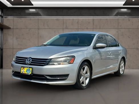 Used 2012 Volkswagen Passat 2.5 SE FWD image 15