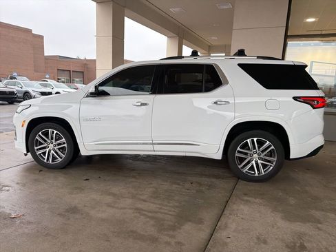 Used 2023 Chevrolet Traverse High Country w/ LPO, Floor Liner Package image 2