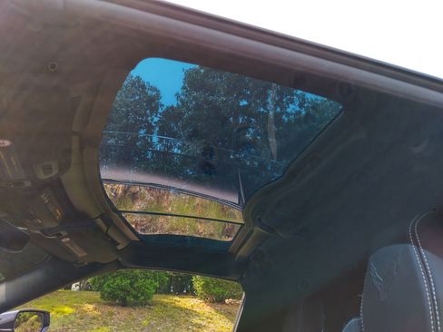 Used 2023 Chevrolet Corvette Z06 w/ Stealth Interior Trim Package image 10