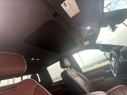 Used 2024 GMC Sierra 2500 Denali Ultimate image 28