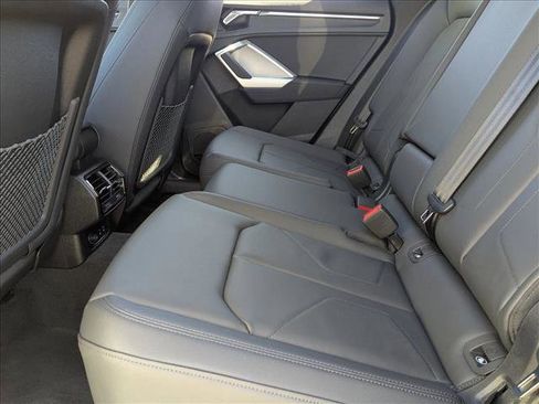 New 2025 Audi Q3 2.0T Premium image 14