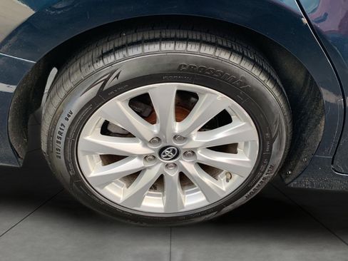 Used 2019 Toyota Camry LE FWD image 25