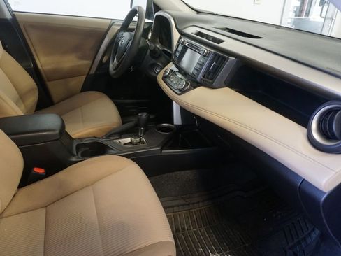 Used 2013 Toyota RAV4 XLE AWD/4WD image 22