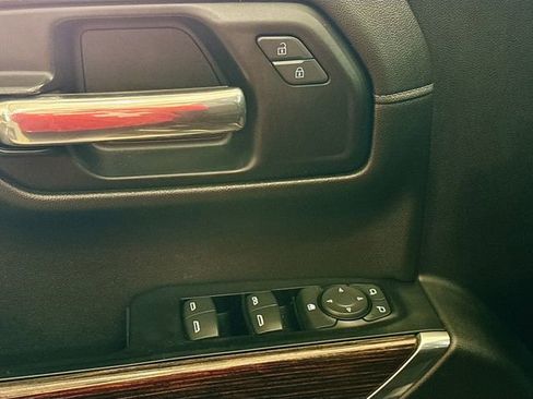 Used 2019 GMC Sierra 1500 SLE w/ SLE Value Package image 18