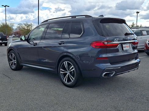 Used 2020 BMW X7 xDrive40i w/ M Sport Package AWD/4WD image 4