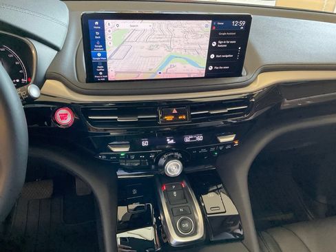 Certified 2025 Acura MDX SH-AWD image 16