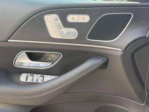 Used 2025 Mercedes-Benz GLE 450 GLE 450 image 30