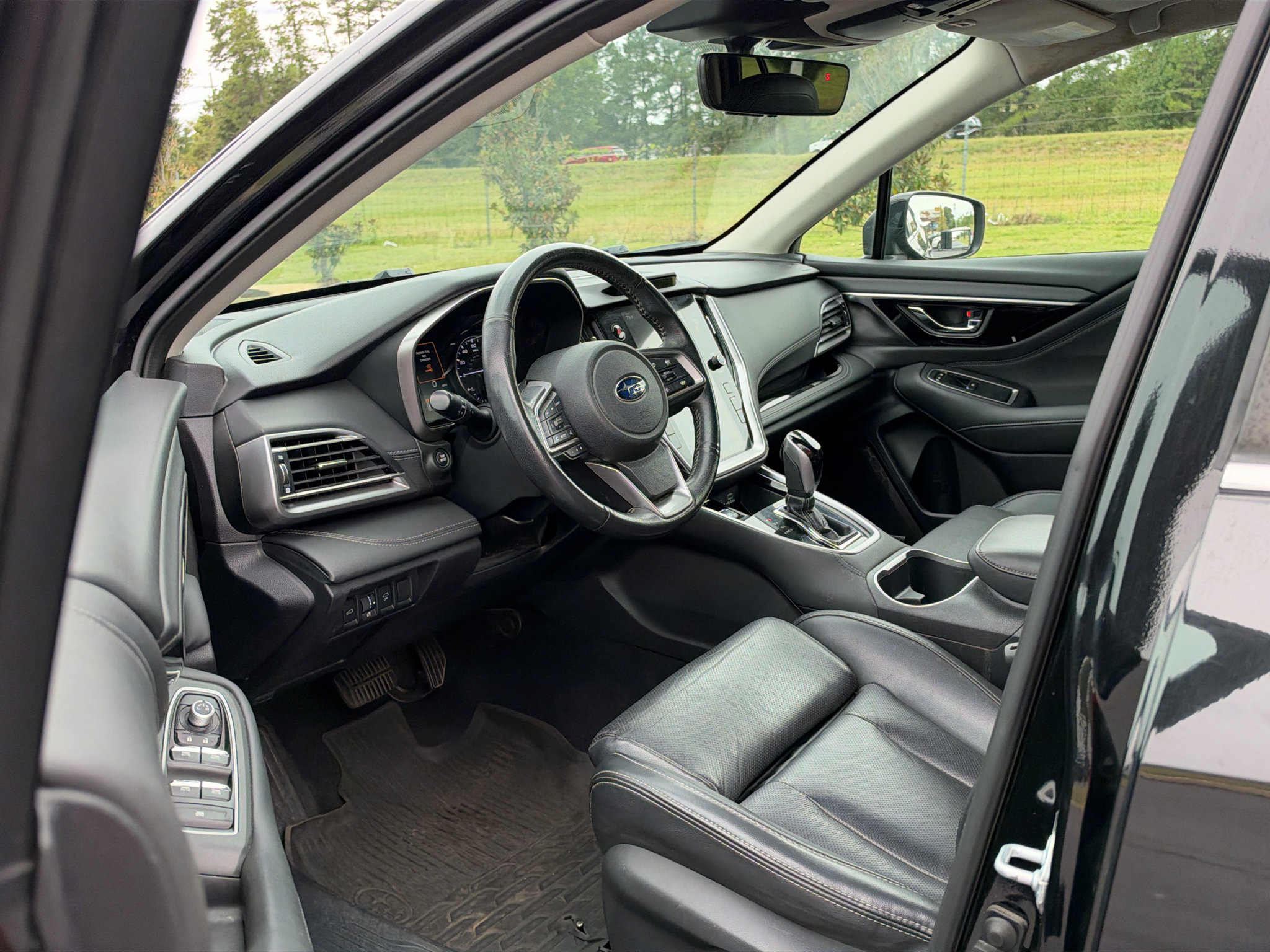 Used 2024 Subaru Outback Limited AWD/4WD image 11