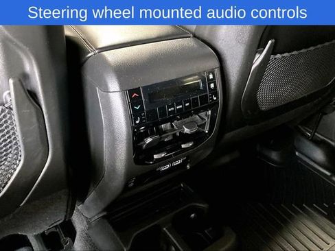 Used 2023 Jeep Grand Cherokee L Limited AWD/4WD image 13