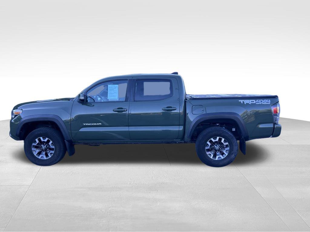 Used 2021 Toyota Tacoma TRD Off-Road w/ Technology Package AWD/4WD image 2