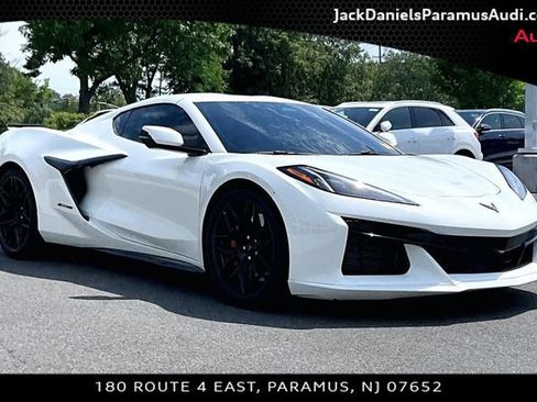 Used 2025 Chevrolet Corvette Z06 w/ Battery Protection Package RWD image 9