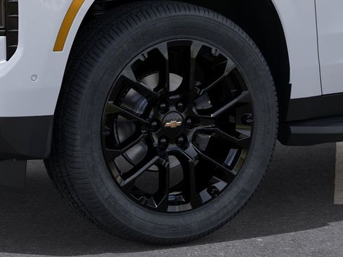 New 2026 Chevrolet Tahoe Premier w/ Sun And Tow Package AWD/4WD image 9
