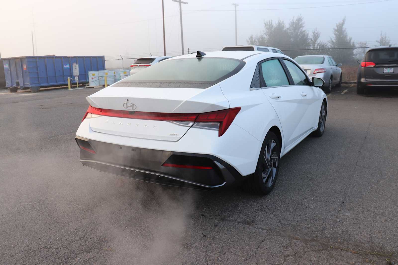 Used 2025 Hyundai Elantra Limited FWD image 5