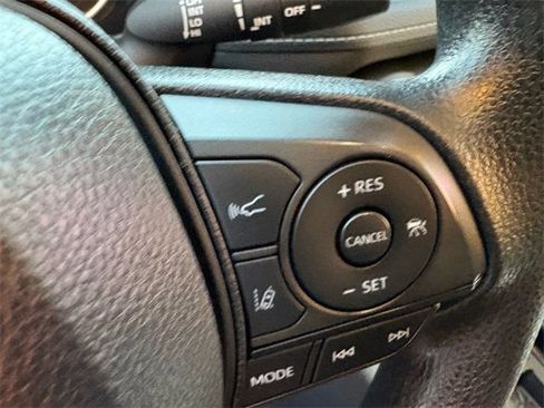 Used 2024 Toyota RAV4 XLE image 10