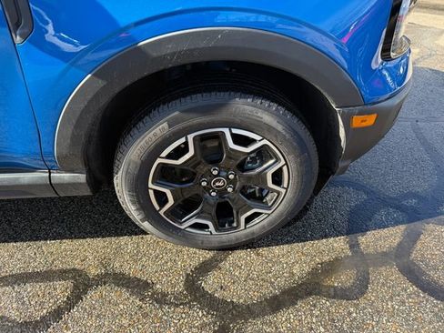 Used 2025 Ford Bronco Sport Outer Banks w/ Outer Banks Tech Package+ image 29