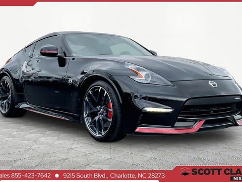 Used 2019 Nissan 370Z NISMO image 1