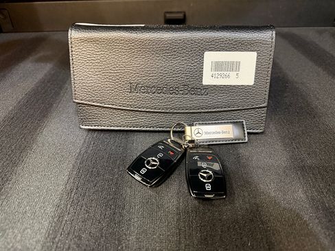 Used 2025 Mercedes-Benz GLA 35 AMG 4MATIC image 49