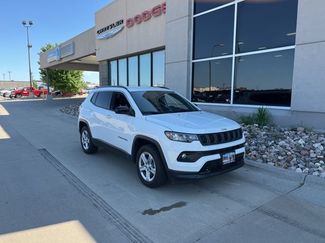 Used 2023 Jeep Compass Latitude AWD/4WD video 1