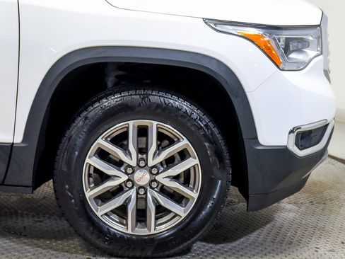 Used 2019 GMC Acadia SLE image 13